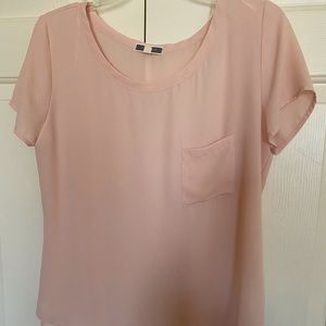 🌟$6 Pink short sleeve top